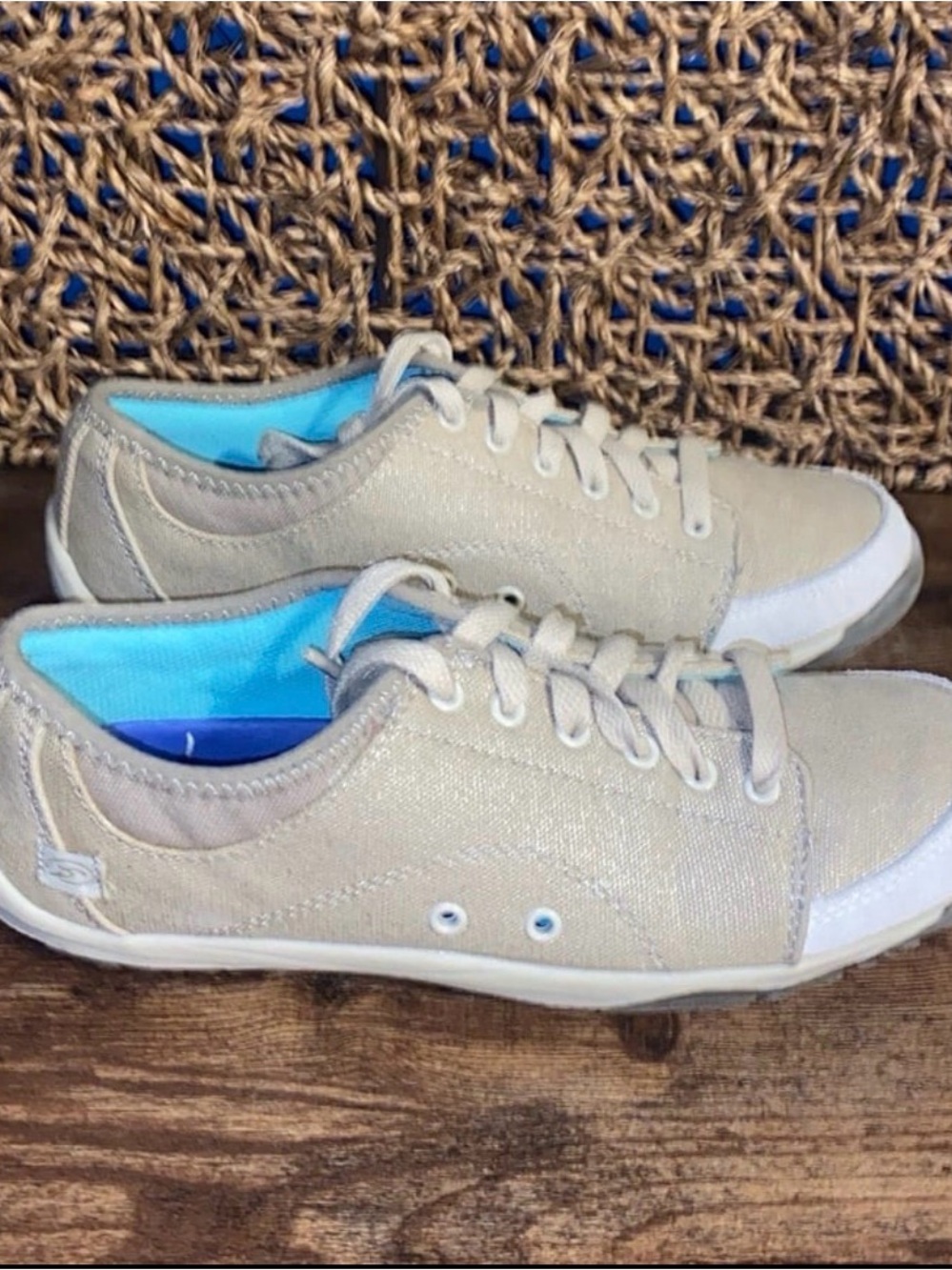 Dr. Scholl’s size 7M advanced comfort series shoes like new tan glittery colo
